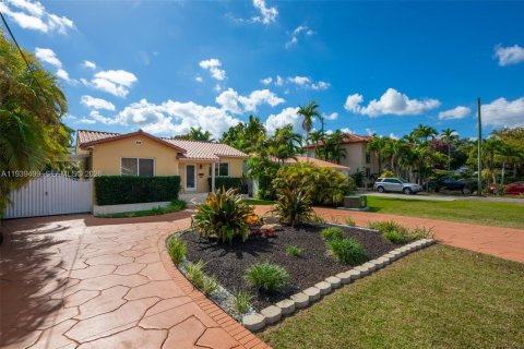 Villa ou maison à vendre à Miami, Floride: 3 chambres, 101.08 m2 № 1997565 - photo 4