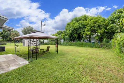 Villa ou maison à vendre à West Palm Beach, Floride: 3 chambres, 86.96 m2 № 2429806 - photo 19