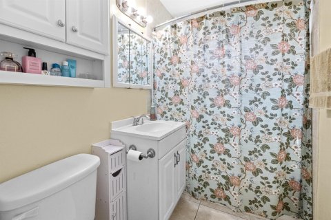Villa ou maison à vendre à West Palm Beach, Floride: 3 chambres, 86.96 m2 № 2429806 - photo 12