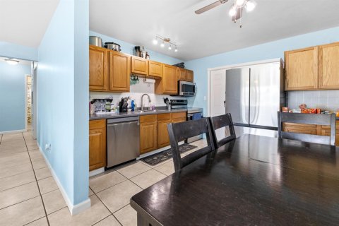 Villa ou maison à vendre à West Palm Beach, Floride: 3 chambres, 86.96 m2 № 2429806 - photo 7
