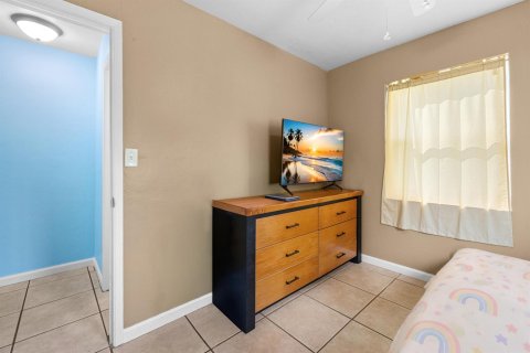 Villa ou maison à vendre à West Palm Beach, Floride: 3 chambres, 86.96 m2 № 2429806 - photo 14