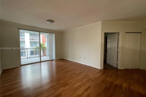 Condo in Sunny Isles Beach, Florida, 3 bedrooms  № 2007896 - photo 10