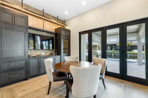 Casa en venta en Fort Lauderdale, Florida, 7 dormitorios, 557.41 m2 № 1953961 - foto 21