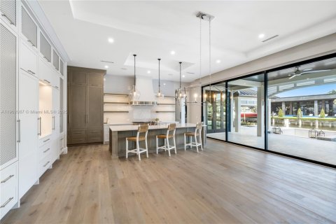 Casa en venta en Fort Lauderdale, Florida, 7 dormitorios, 557.41 m2 № 1953961 - foto 20