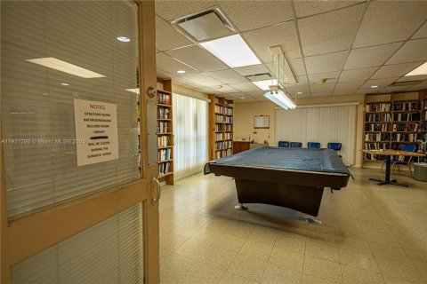 Condominio en alquiler en Miami, Florida, 1 dormitorio, 82.03 m2 № 1974130 - foto 4