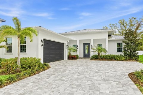 House in Sarasota, Florida 4 bedrooms, 231.14 sq.m. № 2100968