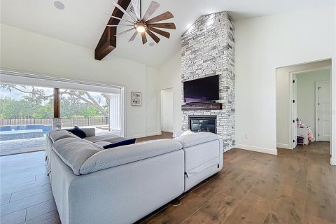 House in Howey-in-the-Hills, Florida 4 bedrooms, 284.28 sq.m. № 1826473 - photo 8