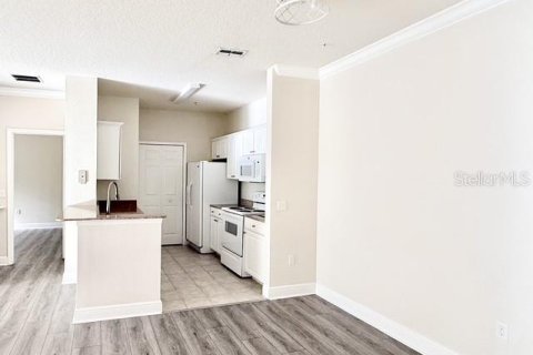 Copropriété à louer à Winter Garden, Floride: 2 chambres, 117.43 m2 № 2406947 - photo 11