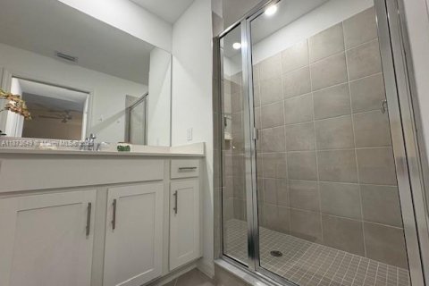 Condo in Ave Maria, Florida, 2 bedrooms  № 1955969 - photo 14