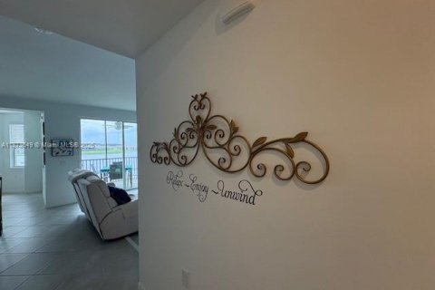 Condo in Ave Maria, Florida, 2 bedrooms  № 1955969 - photo 11