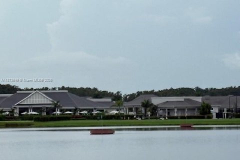 Condo in Ave Maria, Florida, 2 bedrooms  № 1955969 - photo 16