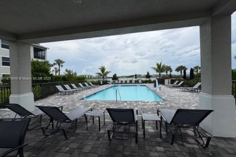 Condo in Ave Maria, Florida, 2 bedrooms  № 1955969 - photo 20