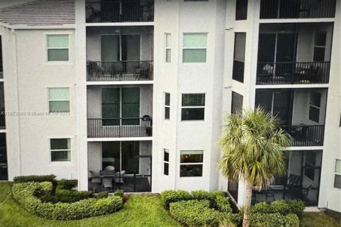 Condo in Ave Maria, Florida, 2 bedrooms  № 1955969 - photo 27