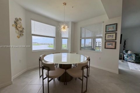 Condo in Ave Maria, Florida, 2 bedrooms  № 1955969 - photo 4