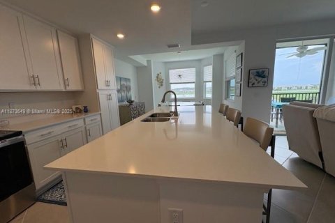 Condo in Ave Maria, Florida, 2 bedrooms  № 1955969 - photo 6