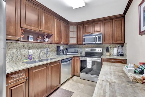 Condominio en venta en Hollywood, Florida, 1 dormitorio, 81.2 m2 № 1699367 - foto 15