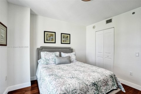 Купить кондоминиум в Санрайз, Флорида 2 спальни, 118.08м2, № 1981159 - фото 28