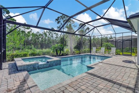 Casa en venta en Fort Myers, Florida, 4 dormitorios, 208.75 m2 № 2324098 - foto 2
