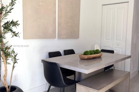 Купить таунхаус в Майами, Флорида 3 спальни, 116.69м2, № 2040312 - фото 19