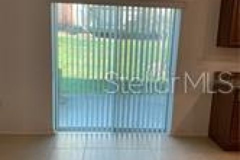 Townhouse in Lakeland, Florida 3 bedrooms, 164.53 sq.m. № 2102709 - photo 9