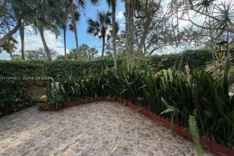 Townhouse in Coral Springs, Florida 3 bedrooms, 140.28 sq.m. № 2062022 - photo 21