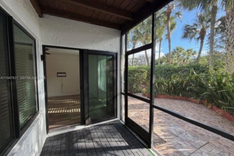 Townhouse in Coral Springs, Florida 3 bedrooms, 140.28 sq.m. № 2062022 - photo 20