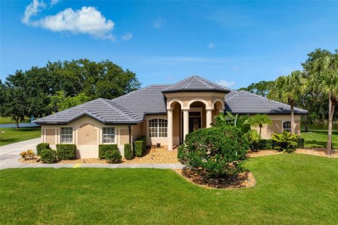 Casa en venta en Sarasota, Florida, 4 dormitorios, 320.42 m2 № 1780819 - foto 1