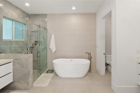 House in Fort Lauderdale, Florida 4 bedrooms, 288 sq.m. № 1475510 - photo 22