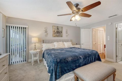Condo in Bradenton, Florida, 2 bedrooms  № 1618926 - photo 27