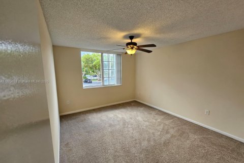 Copropriété à louer à Miramar, Floride: 2 chambres, 89.74 m2 № 1926471 - photo 9