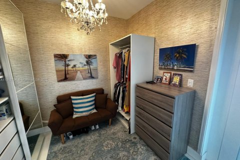 Copropriété à louer à Miami, Floride: 1 chambre, 77.11 m2 № 2016229 - photo 5