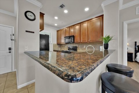 Condo in Davenport, Florida, 3 bedrooms  № 1733181 - photo 2