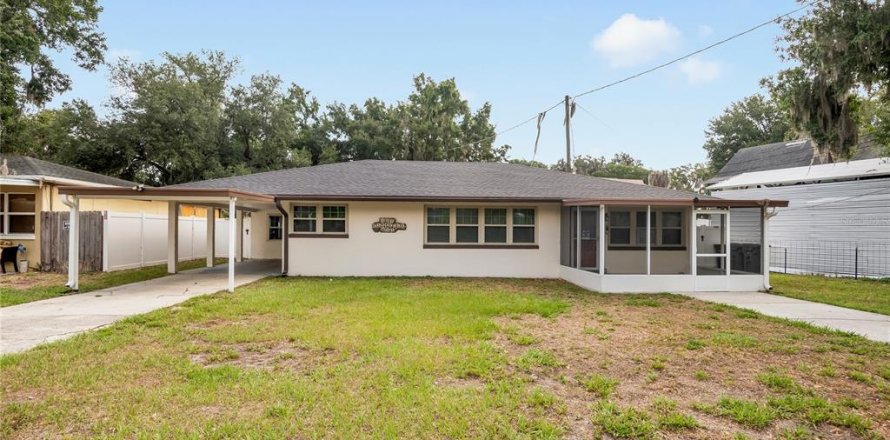 Villa ou maison à Auburndale, Floride 3 chambres, 202.99 m2 № 2092899