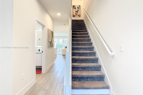 Villa ou maison à vendre à Clermont, Floride: 3 chambres, 210.52 m2 № 2082570 - photo 30