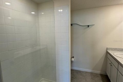 Villa ou maison à louer à Wimauma, Floride: 3 chambres, 140.84 m2 № 2428782 - photo 11