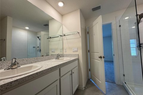 Villa ou maison à louer à Wimauma, Floride: 3 chambres, 140.84 m2 № 2428782 - photo 10