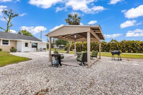 Villa ou maison à vendre à Punta Gorda, Floride: 4 chambres, 161.09 m2 № 2098134 - photo 4