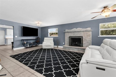Villa ou maison à vendre à Punta Gorda, Floride: 4 chambres, 161.09 m2 № 2098134 - photo 6