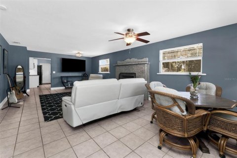 Villa ou maison à vendre à Punta Gorda, Floride: 4 chambres, 161.09 m2 № 2098134 - photo 11