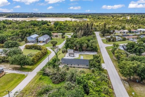 Villa ou maison à vendre à Punta Gorda, Floride: 4 chambres, 161.09 m2 № 2098134 - photo 27
