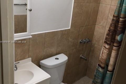 Casa en venta en Miami, Florida, 3 dormitorios, 119.94 m2 № 2058169 - foto 3