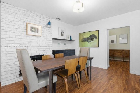 Купить виллу или дом в Майами, Флорида 4 спальни, 218.97м2, № 2052284 - фото 8