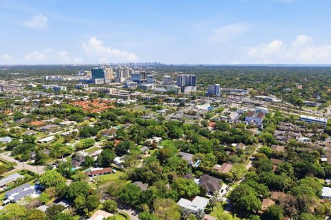 Купить виллу или дом в Майами, Флорида 4 спальни, 218.97м2, № 2052284 - фото 27