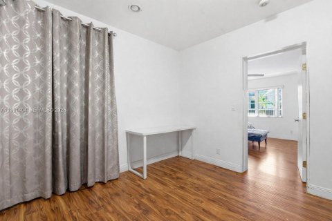 Купить виллу или дом в Майами, Флорида 4 спальни, 218.97м2, № 2052284 - фото 12