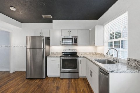 Купить виллу или дом в Майами, Флорида 4 спальни, 218.97м2, № 2052284 - фото 21