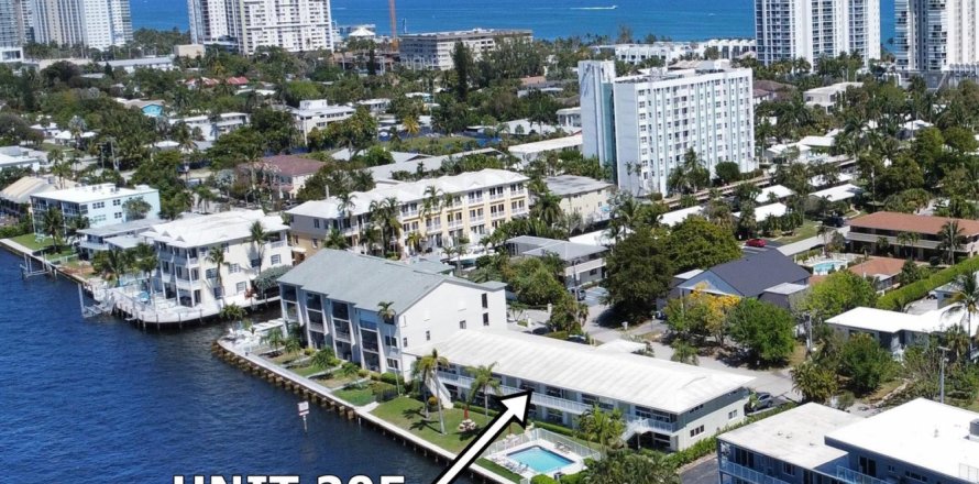 Condominio en Pompano Beach, Florida, 1 dormitorio  № 2085081
