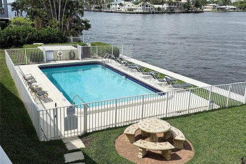 Condominio en venta en Pompano Beach, Florida, 1 dormitorio, 54.35 m2 № 2085081 - foto 8