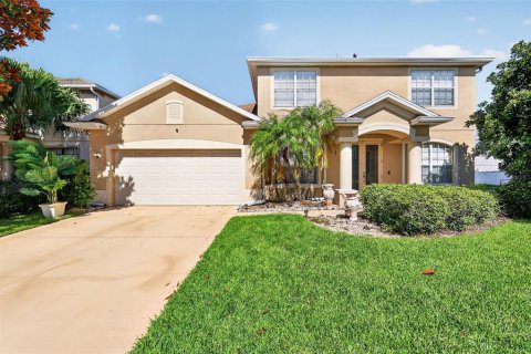 House in Orlando, Florida 4 bedrooms, 250.65 sq.m. № 2239233