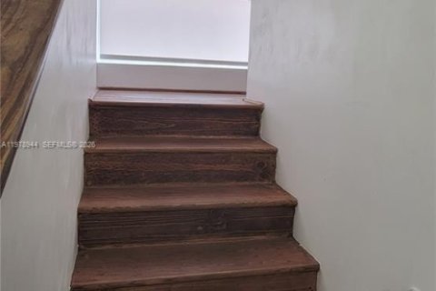 Adosado en venta en Miami, Florida, 3 dormitorios, 137.68 m2 № 2045013 - foto 27