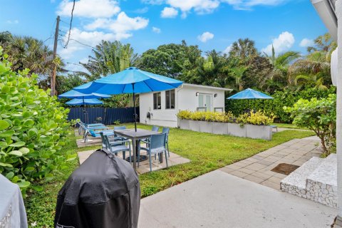 House in Fort Lauderdale, Florida 5 bedrooms, 164.62 sq.m. № 2153810 - photo 20